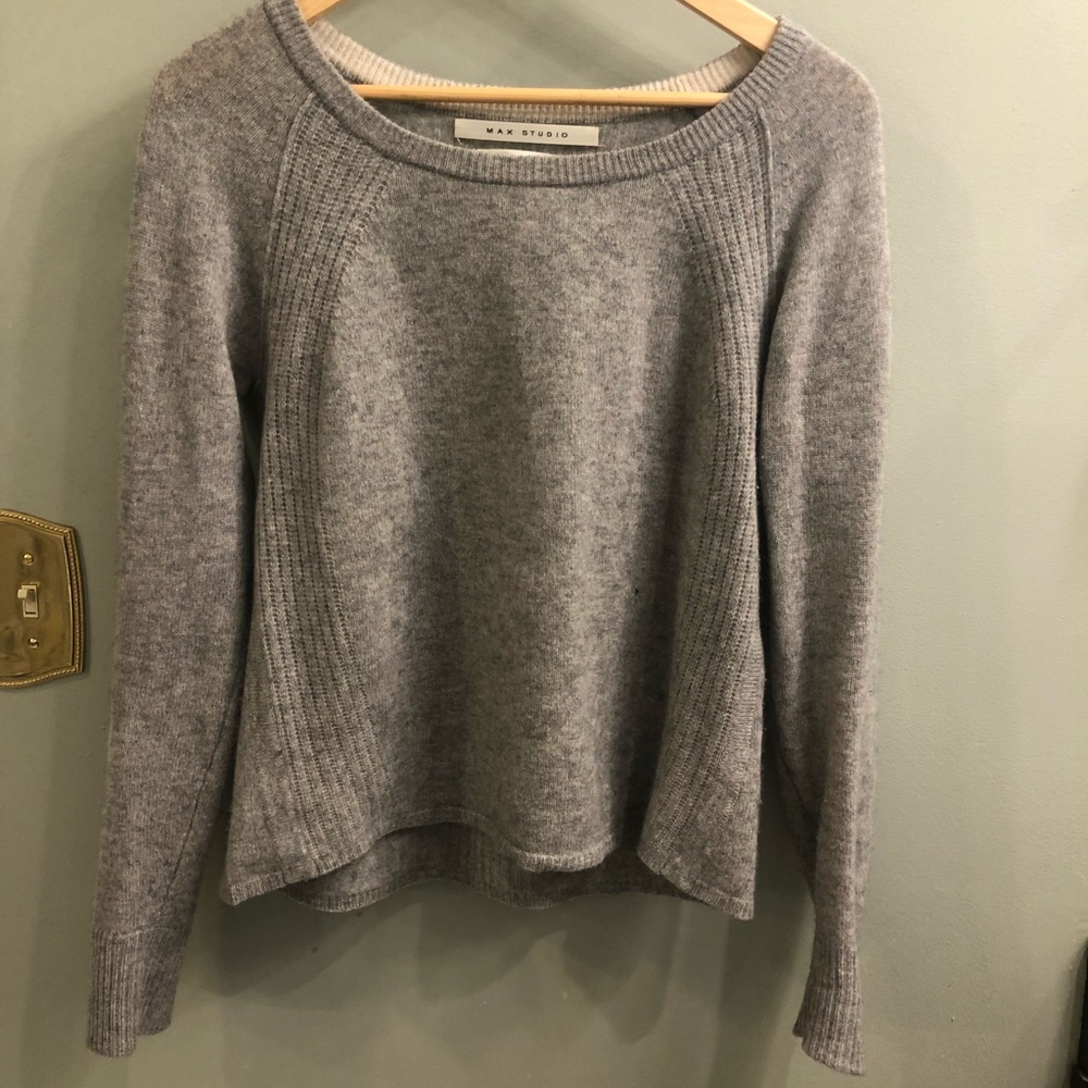 Cashmere sweater